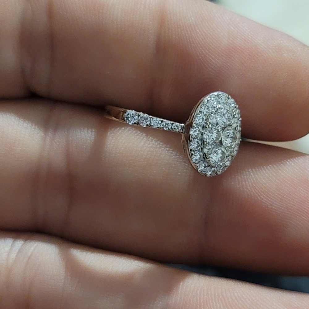 18kt Gold and Diamonds Ring Size 6